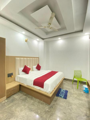 Hotel Prime Star AC Family Room